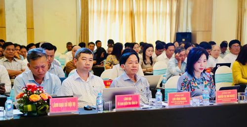 Các đại biểu dự hội nghị. Ảnh: MH.