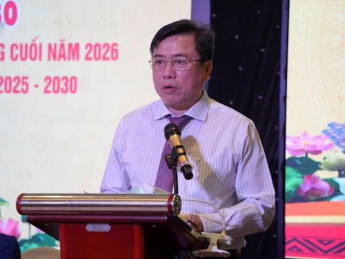 Ông Trần Hữu Thế, Ủy viên Ban Thường vụ Tỉnh ủy, Phó Chủ tịch thường trực Ủy ban MTTQ Việt Nam tỉnh, quán triệt các chương trình hành động thực hiện Nghị quyết Đại hội XIV của Đảng...Ảnh: MH.