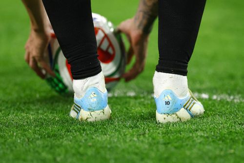 Mẫu giày của Messi tại World Cup 2026. Ảnh: Hannah Mckay/Reuters.