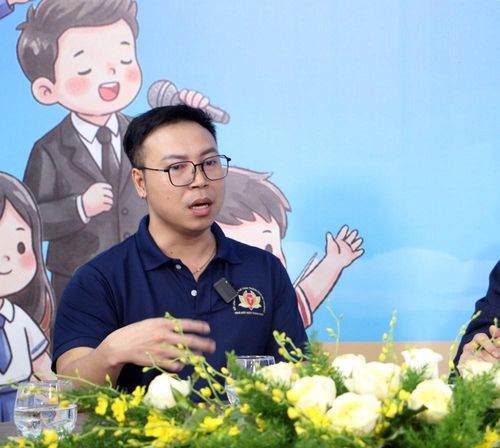 Đạo diễn Hoàng Tấn, Phụ trách Phòng Tổ chức Biểu diễn Nhà hát Kịch TP.HCM