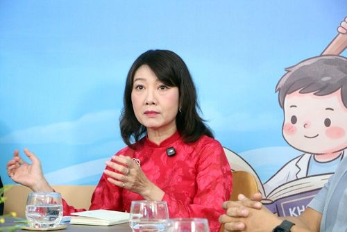 NSND Mỹ Uyên, Giám đốc Nhà hát Kịch Sân khấu nhỏ nói về những khó khăn trong việc tìm kiếm khán giả