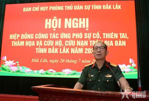  Đại tá Lê Văn Hùng kết luận hội nghị.