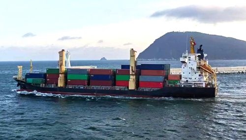 Tàu container của hãng Panstar Line (Hàn Quốc) dự kiến thực hiện chuyến thử nghiệm đầu tiên dọc tuyến NSR (ẢNH: HIGH NORTH NEWS)