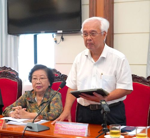 PGS-TS Phan Thanh Bình góp ý tại hội thảo góp ý dự án Luật Phát triển đô thị. Ảnh: PHƯƠNG UYÊN
