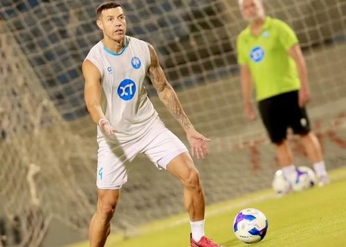 Với kinh nghiệm thi đấu Cúp C2 Châu Á trong màu áo CLB Thép Xanh Nam Định, Lucas Alves là bổ sung chất lượng cho đội bóng Áo lính thi đấu ở đấu trường Cúp Châu Á. Ảnh: Internet.