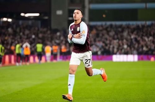Theo The Athletic, The Blues đã được Aston Villa chấp nhận đề nghị trị giá 117 triệu bảng cho trường hợp của tiền vệ người Anh Morgan Rogers.