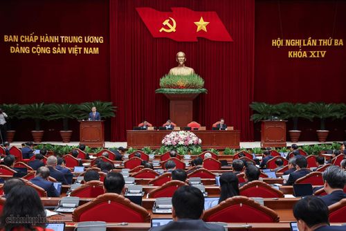 Phiên khai mạc Hội nghị lần thứ ba Ban Chấp hành Trung ương Đảng khóa XIV. Ảnh: VGP/Nhật Bắc