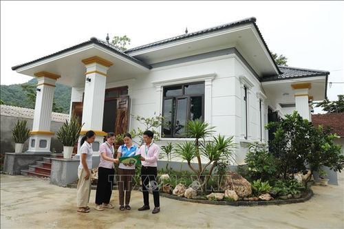 Được tiếp cận nguồn vốn ưu đãi vay nhà ở xã hội, gia đình chị Linh đã thực hiện được ước mơ an cư với ngôi nhà mới khang trang, kiên cố.