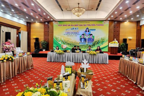 Tổ chức Họp báo Lễ hội Sầu riêng Đắk Lắk 2026 và ra mắt đại sứ truyền thông cho sự kiện.