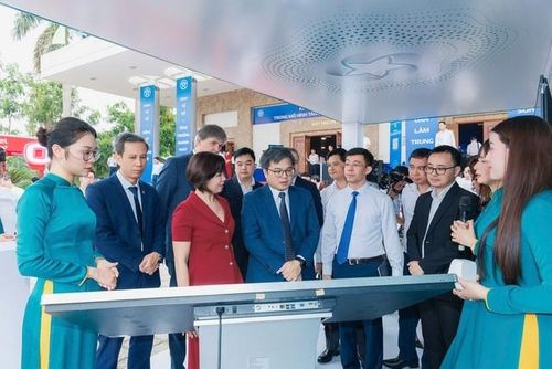 Thành phố Hà Nội đặt lộ trình nâng tỷ trọng kinh tế số từ 17,34% năm 2025 lên 40% trong GRDP vào năm 2030. Ảnh: P.Thúy