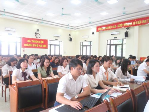Đại biểu dự hội nghị. Ảnh: Tú Linh
