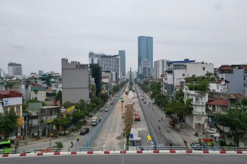 Dù việc rào chắn khiến việc đi lại của người dân chịu nhiều ảnh hưởng trong thời gian trước mắt, song đây được xem là bước đi cần thiết để bảo đảm tiến độ thi công một trong những dự án hạ tầng giao thông trọng điểm của Hà Nội, hướng tới mục tiêu đưa tuyến metro số 5 vào khai thác trong tương lai.
