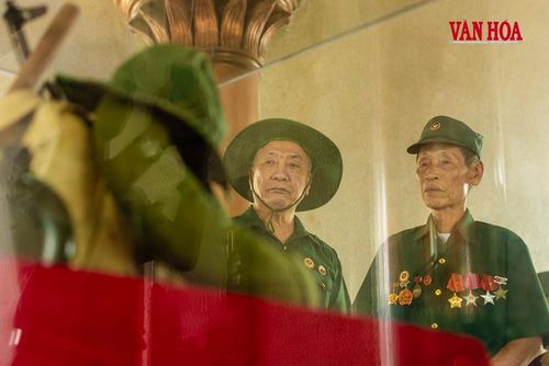 Thành cổ Quảng Trị, nơi các cựu chiến binh trở về mỗi dịp tháng 7 để ôn lại kỷ niệm chiến đấu và tri ân những đồng đội đã anh dũng hi sinh vì độc lập, thống nhất đất nước