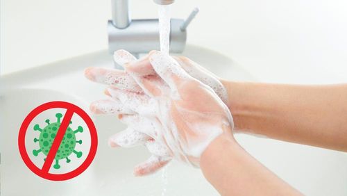 Thường xuyên rửa tay bằng xà phòng và nước sạch, hạn chế tối đa việc đưa tay chưa rửa lên khu vực mắt, mũi và miệng. Ảnh: PV/TTVH