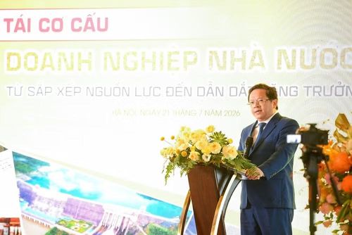 Ông Nguyễn Đức Hiển, Phó Trưởng Ban Chính sách, chiến lược Trung ương phát biểu tại hội thảo.