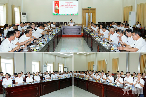 Quang cảnh buổi gặp mặt. 