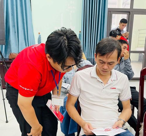 Hướng dẫn hộ kinh doanh các giải pháp hỗ trợ chuyển đổi số.