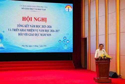 Ông Trịnh Thế Truyền - Giám đốc Sở GD&amp;ĐT Phú Thọ phát biểu.