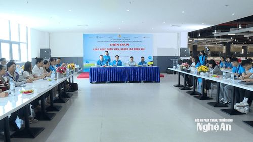 Toàn cảnh Diễn đàn "Lắng nghe đoàn viên, người lao động nói". Ảnh: Thu Vinh