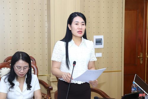 Đồng chí Nguyễn Thị Việt Hà - Phó Chủ tịch HĐND tỉnh...