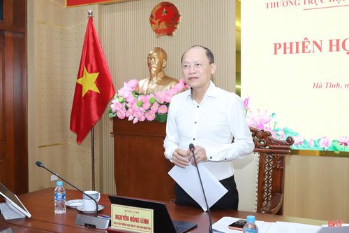 Đồng chí Nguyễn Hồng Lĩnh - Phó Bí thư Thường trực Tỉnh ủy, Chủ tịch HĐND tỉnh kết luận phiên họp.