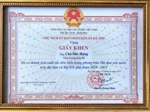 Ông Chu Đức Hưng được tặng Giấy khen đã có thành tích xuất sắc tiêu biểu trong phong trào thi đua yêu nước trên địa bàn xã Đạ Tẻh giai đoạn 2020-2025.