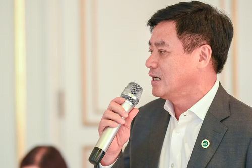 Ông Hoàng Văn Thu khẳng định cổ phần hóa và thoái vốn giúp khơi thông nguồn lực chứ không thu hẹp kinh tế Nhà nước. (Ảnh: Vietnam+)