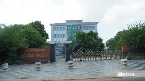 Theo báo cáo của UBND phường Phú Thủy, địa phương hiện quản lý 66 cơ sở nhà, đất, trong đó có 21 cơ sở dôi dư và tiếp nhận thêm 3 cơ sở từ các cơ quan cấp tỉnh. Nhiều cơ sở được định hướng chuyển đổi công năng để phục vụ lợi ích công cộng như mở rộng trường học, xây dựng hội trường khu phố và không gian sinh hoạt văn hóa.