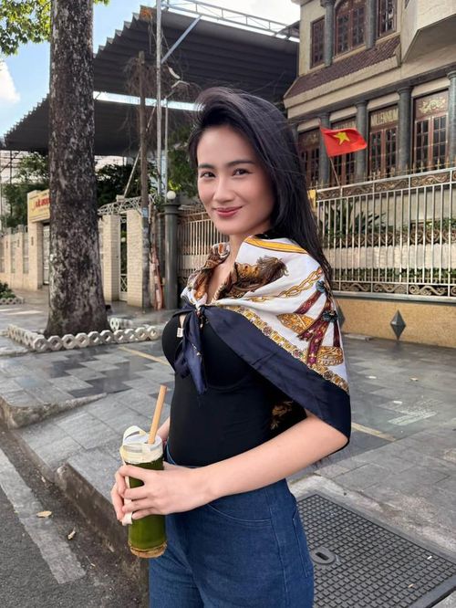 Hoa hậu Ý Nhi ngày càng thăng hạng nhan sắc. (Nguồn: FBNV)