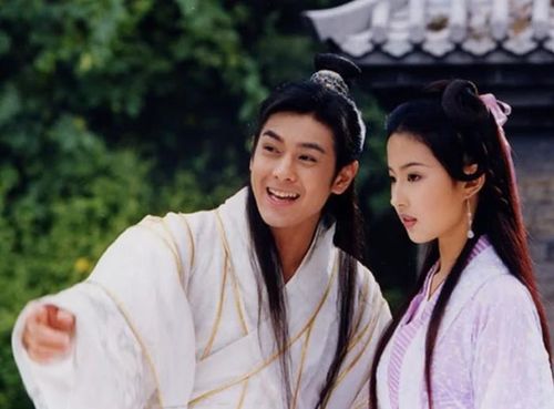 Mối tình đơn phương dành cho Vương Ngữ Yên trở thành nỗi ám ảnh kéo dài suốt phần lớn cuộc đời của Đoàn Dự.