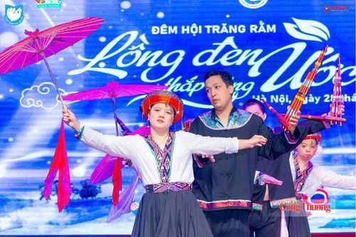 Các em trong câu lạc bộ được tạo điều kiện tham gia các cuộc thi, hội diễn dành cho người khuyết tật. Ảnh: NVCC 