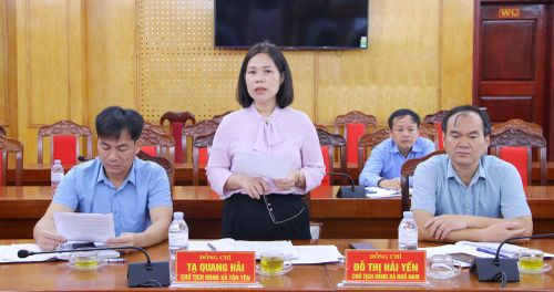  Lãnh đạo UBND xã Nhã Nam kiến nghị Ban Chỉ đạo tỉnh quan tâm hỗ trợ địa phương. 