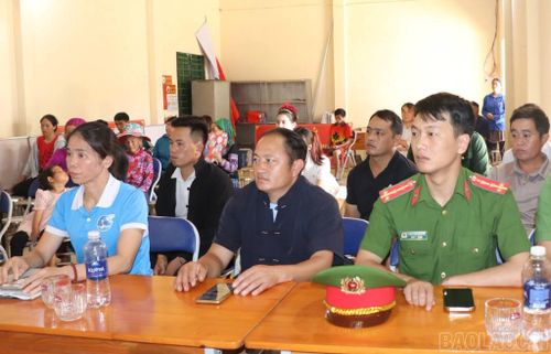 Đại biểu dự hội nghị.