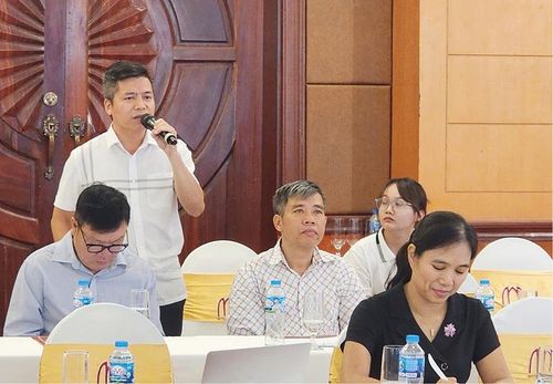 Nhiều diễn đàn để doanh nghiệp chia sẻ khó khăn, vướng mắc được tổ chức.