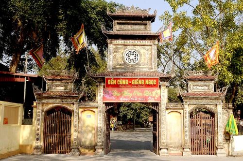 Cổng vào Đền Cùng - Giếng Ngọc