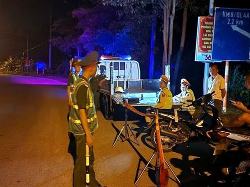 Công an các đơn vị duy trì thường xuyên công tác tuần tra đêm, kiểm soát địa bàn.