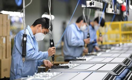 Cải cách thể chế là giải pháp hỗ trợ tốt nhất, thúc đẩy động lực tăng trưởng, mà còn là một công cụ giúp củng cố ổn định vĩ mô. Ảnh minh họa: PV