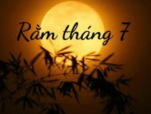 Theo quan niệm dân gian, rằm tháng 7 không được hát lớn giữa đêm khuya.