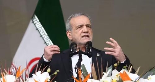 Trong khi đó, Tổng thống Iran Masoud Pezeshkian nhận định cuộc đối đầu hiện nay đã trở thành 'một cuộc chiến toàn diện'.
