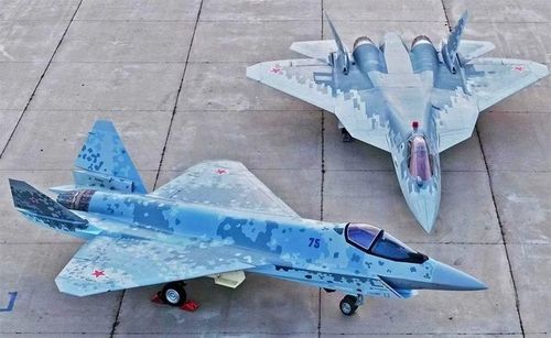 Hiện tại Su-75 Checkmate thậm chí chưa đạt tới giai đoạn nguyên mẫu thử nghiệm mặt đất, đây là một dự án có nguy cơ bị đình chỉ rất cao, đặc biệt khi đã 5 năm kể từ ngày ra mắt đầy ồn ào nhưng tiến triển thực tế hầu như chưa có gì.