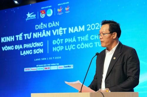 Phó Chủ tịch Hội Doanh nhân trẻ Việt Nam Lưu Công Thành chỉ ra những lợi thế kinh tế của tỉnh Lạng Sơn. (Ảnh: Hội Doanh nhân trẻ Việt Nam cung cấp)