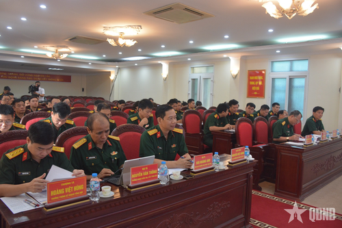  Các đại biểu dự hội nghị.
