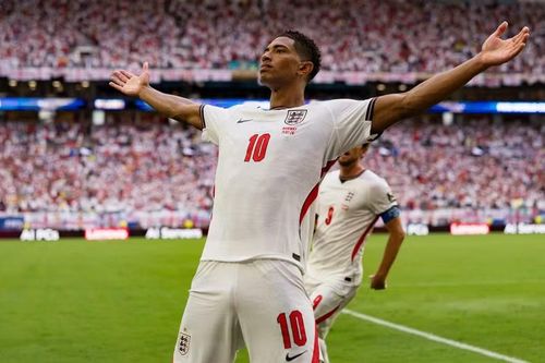Tiền vệ Jude Bellingham: Cầu thủ Real Madrid ghi 7 bàn và trở thành đầu tàu của tuyển Anh. Bellingham lập cú đúp liên tiếp trước Mexico và Na Uy ở vòng đấu loại trực tiếp, góp công lớn đưa ‘Tam sư’ giành hạng 3. Ảnh: Getty.