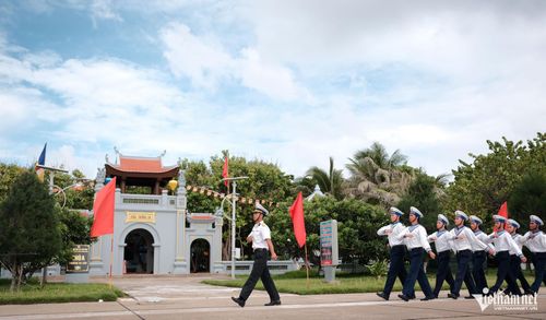 Ngôi chùa còn là biểu tượng bất diệt về chủ quyền thiêng liêng của Tổ quốc Việt Nam.