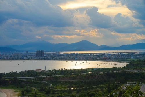 Nhận thức rằng bảo tồn hệ sinh thái và tăng khả năng chống chịu với thiên tai và biến đổi khí hậu chính là giải pháp để hỗ trợ tăng trưởng kinh tế. Ảnh: Lê Anh Dũng