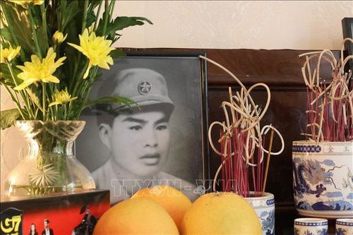 Liệt sĩ Lục Văn Thừng, hy sinh ở chiến trường miền Nam năm 1968.