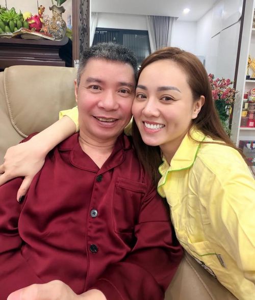 Những chia sẻ đời thường của gia đình nghệ sĩ Công Lý đều nhận được lượng tương tác lớn từ khán giả. (Ảnh: FBNV)