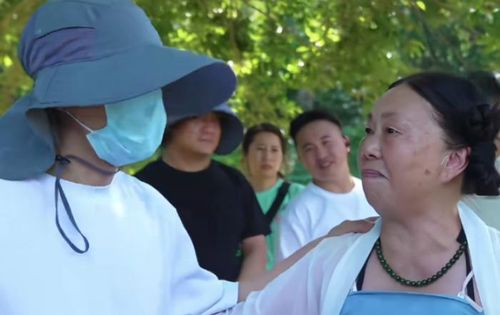 Châu Tinh Trì được nhiều diễn viên đánh giá cao vì luôn trao cơ hội và đối xử công bằng với các gương mặt mới.