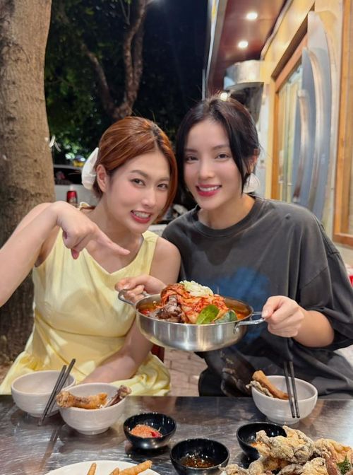 Hoa hậu Kỳ Duyên và Đoàn Thiên Ân đồng hành với nhau, được nhiều khán giả yêu mến.