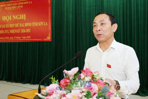 Đồng chí Nguyễn Đức Thành phát biểu tại hội nghị.